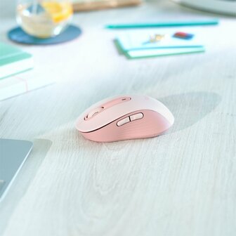 Logitech Signature M650 Draadloze Muis - Voor kleine tot middelgrote handen, 2 jaar batterijduur, stil klikken, aanpasbare zijknoppen, Bluetooth, compatibel met meerdere apparaten - Roze