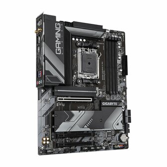 Gigabyte B650 GAMING X AX | Socket AM5 | AMD B650 | 4xDDR5 | ATX | Moederbord | RENEWED