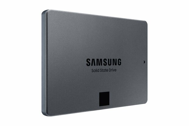 Samsung MZ-77Q8T0 2.5" 8000 GB SATA V-NAND MLC